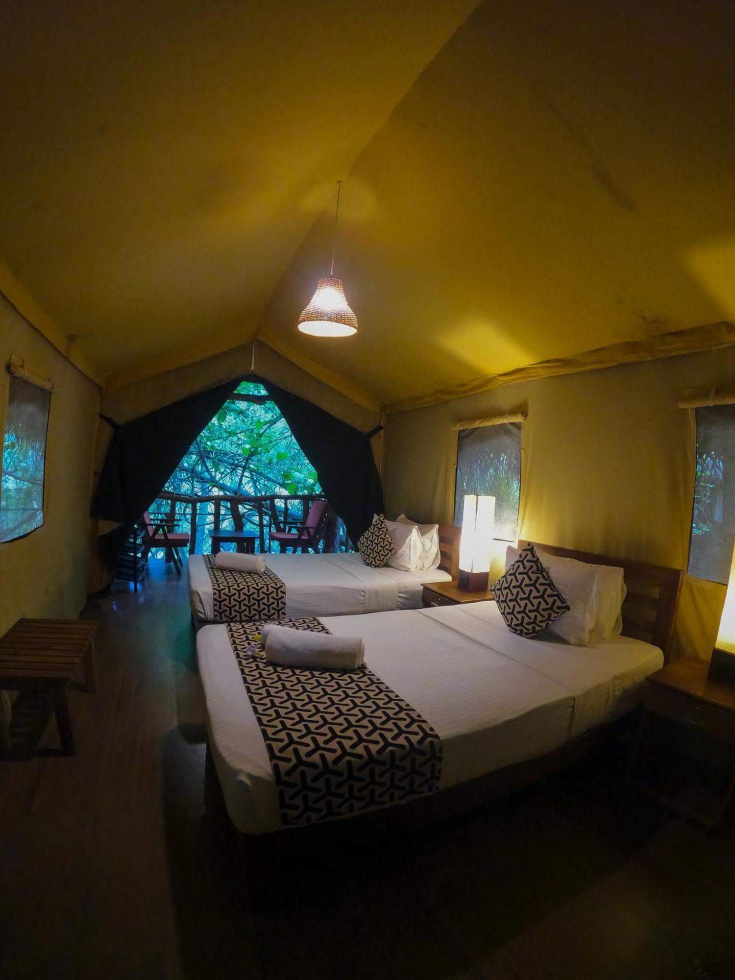 Athgira River - Hotel